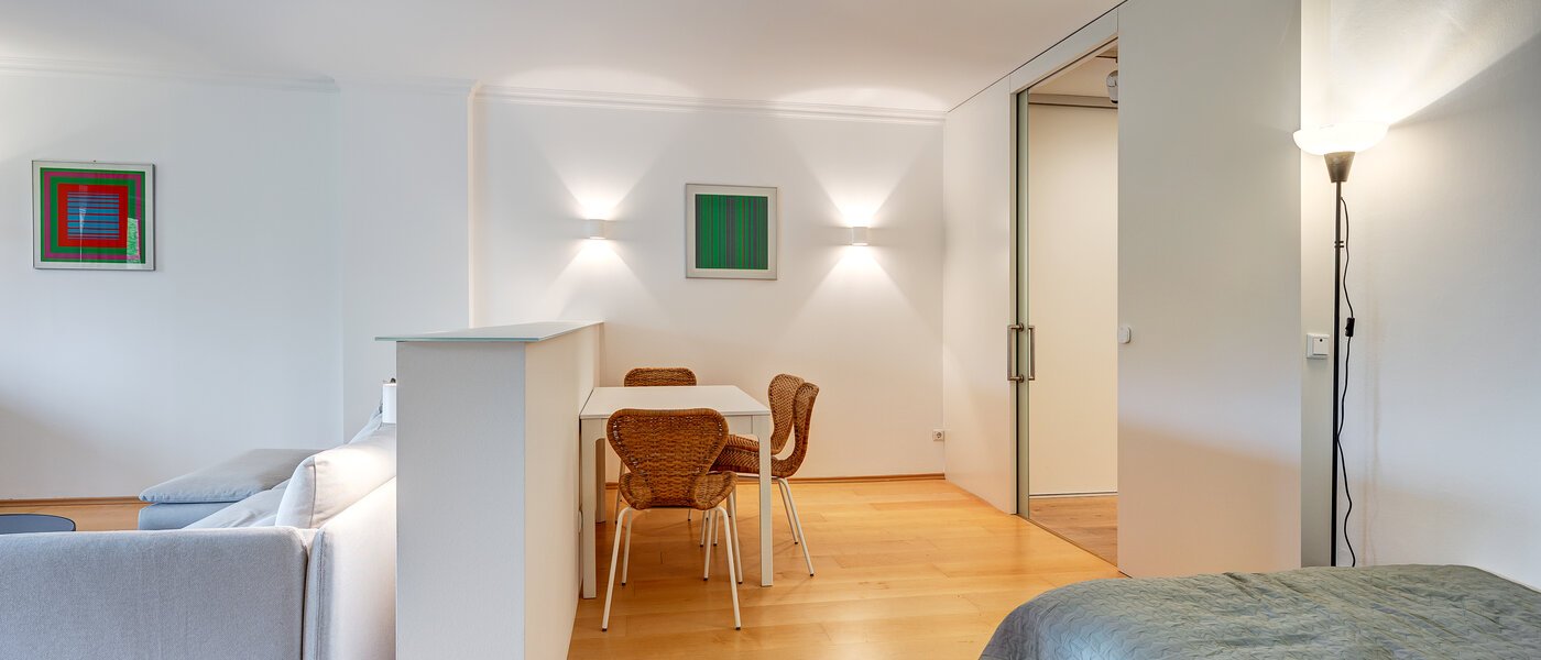 квартира München Schwabing - Alte Heide 06 жилое пространство 13448