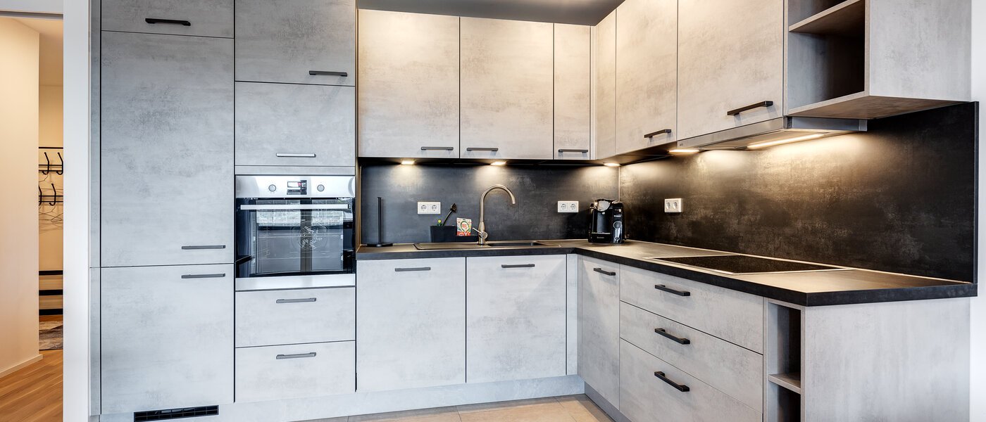 квартира München Moosach 01 кухня 13450