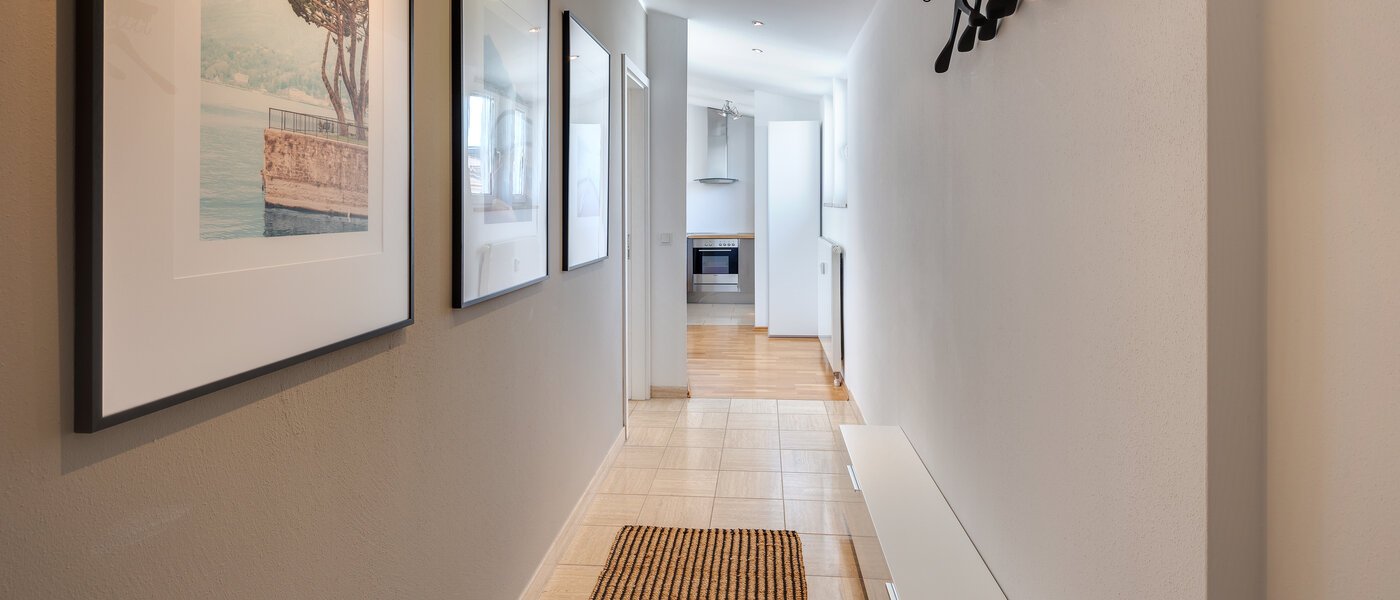 мансардная квартира München Maxvorstadt - Westen 02 коридор 13461