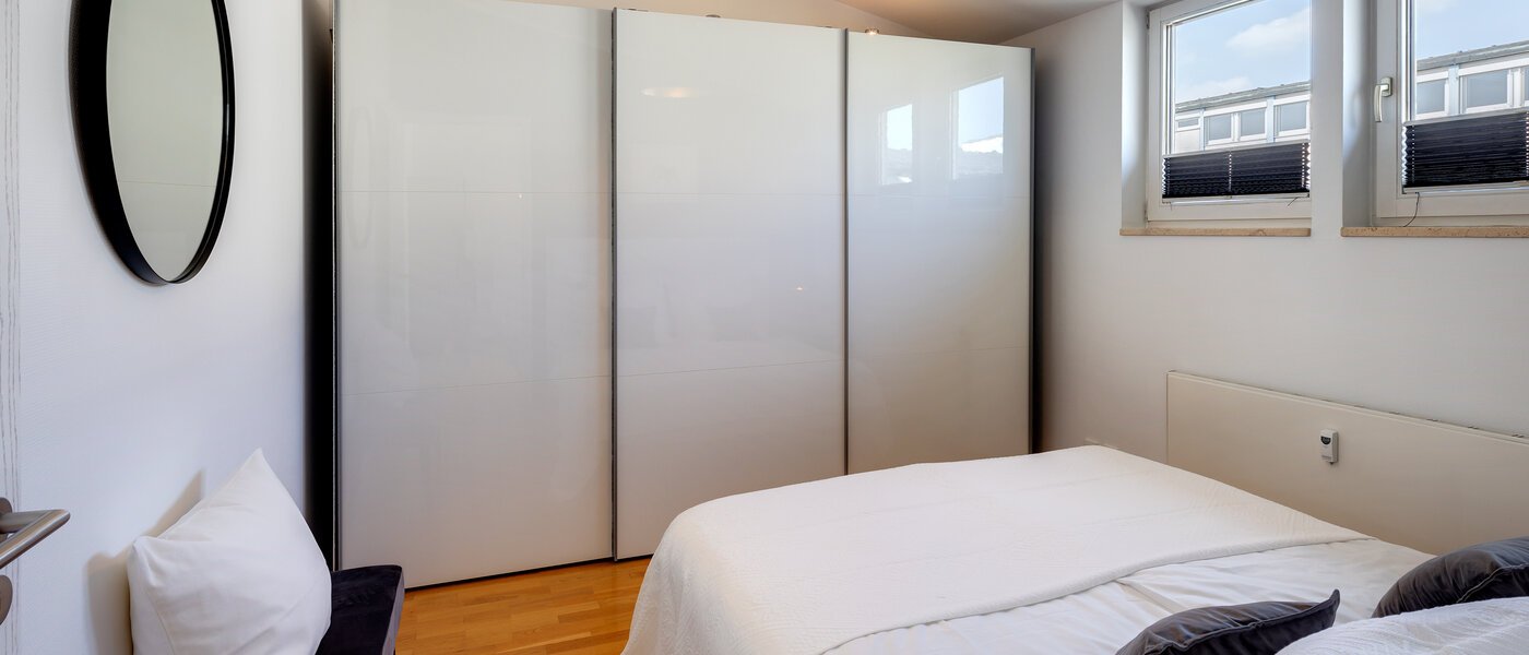 мансардная квартира München Maxvorstadt - Westen 03 спальная комната 13461