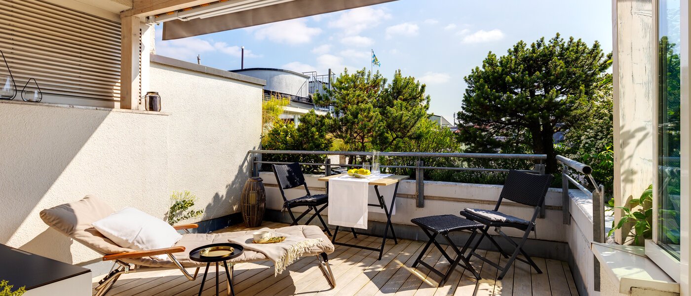 мансардная квартира München Maxvorstadt - Westen 01 терраса с крышей 13461