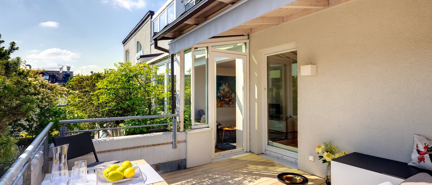 мансардная квартира München Maxvorstadt - Westen 02 терраса с крышей 13461
