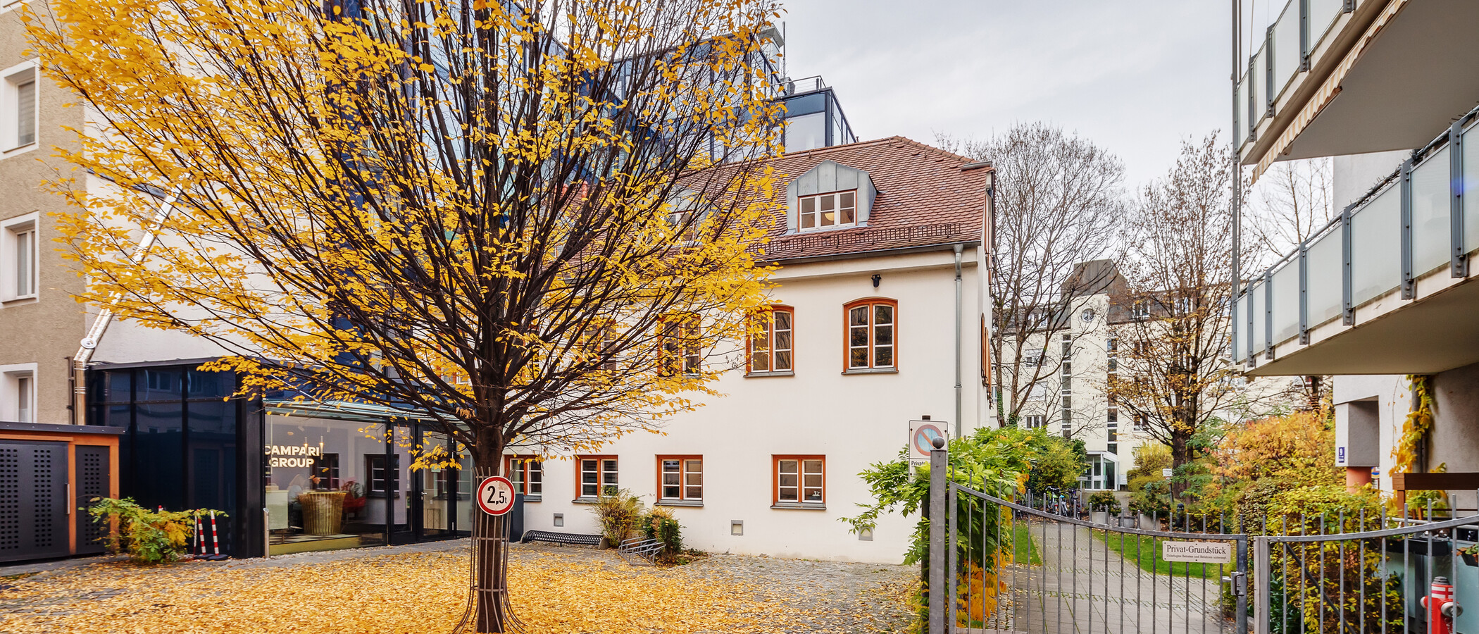 квартира München Lehel 01 внутренний двор  1349
