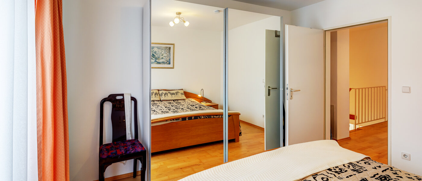 двухэтажная квартира München Waldperlach 03 1-я спальная комната 13502