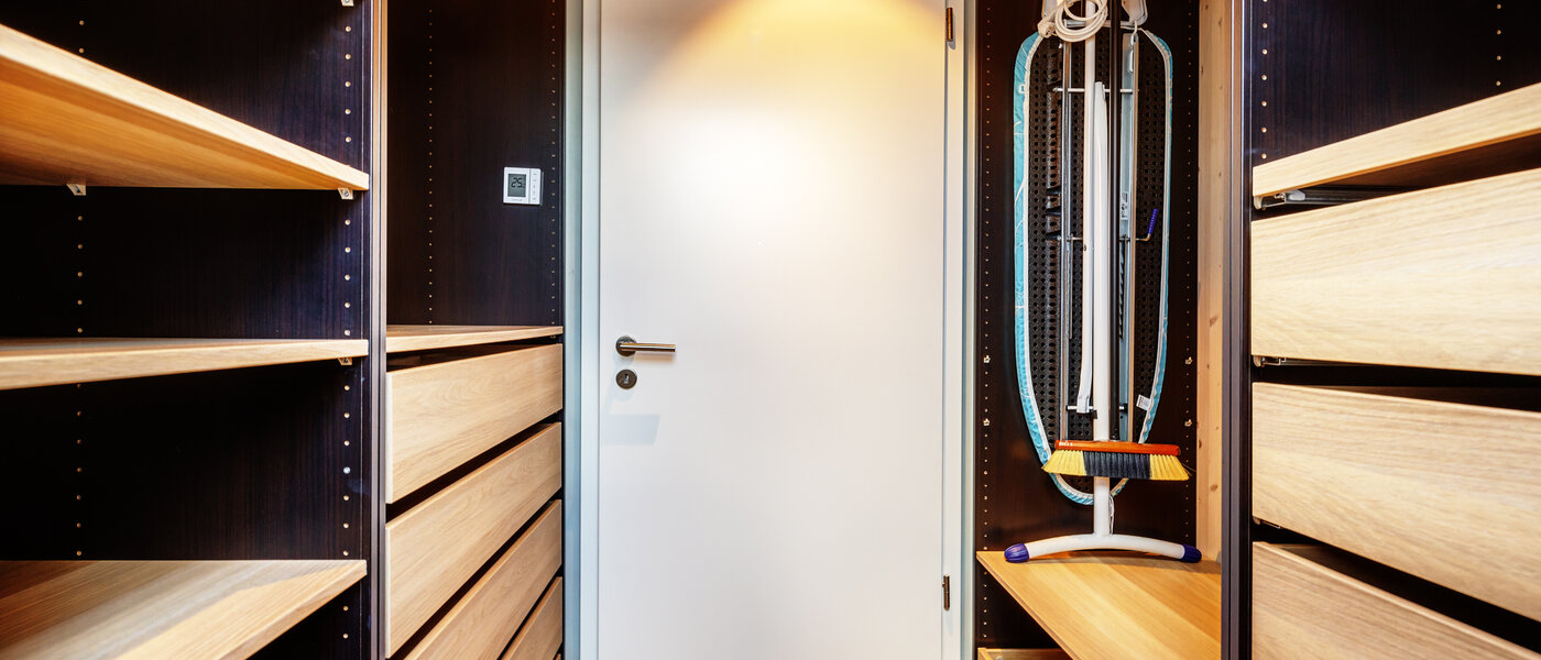 мансардная квартира München Berg am Laim 02 Гардеробная 13504