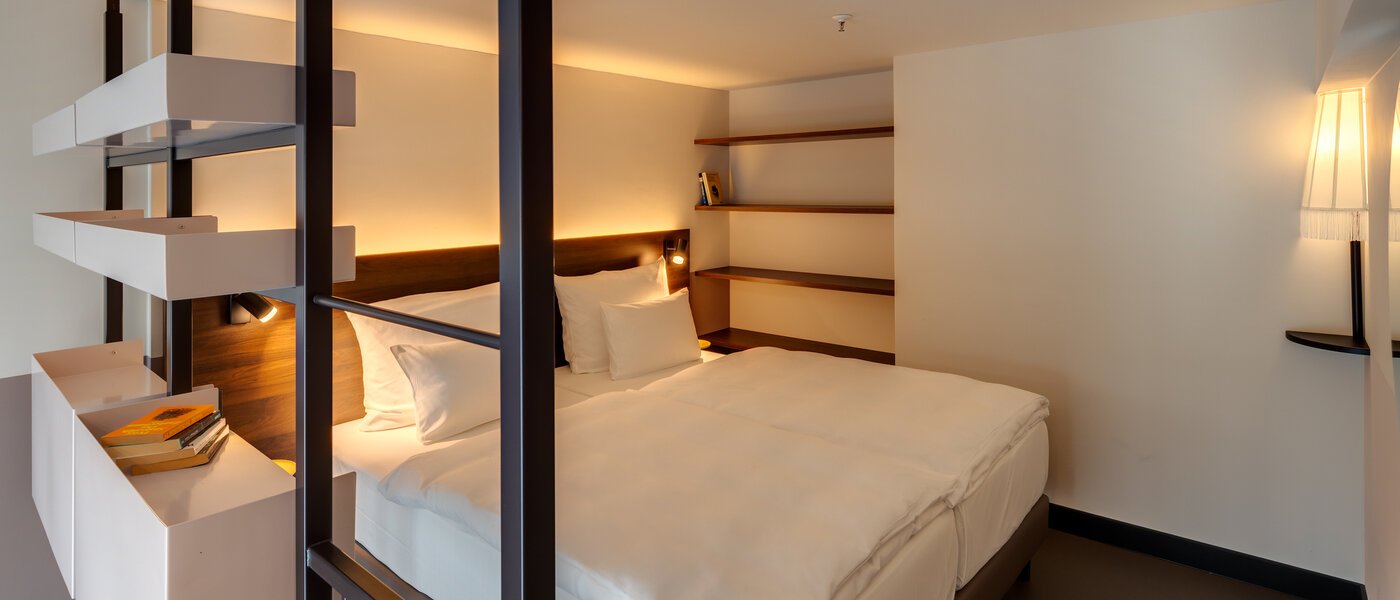 двухэтажная квартира München Neuperlach 02 зона для сна 13534