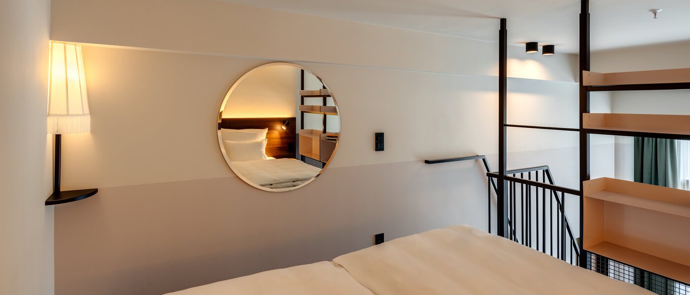 двухэтажная квартира München Neuperlach 03 зона для сна 13534