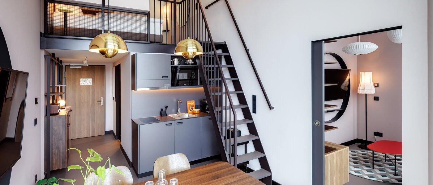 двухэтажная квартира München Neuperlach 04 зона для сна 13534