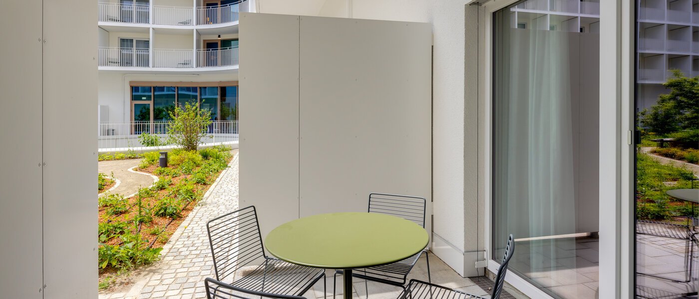 двухэтажная квартира München Neuperlach 01 терраса 13536