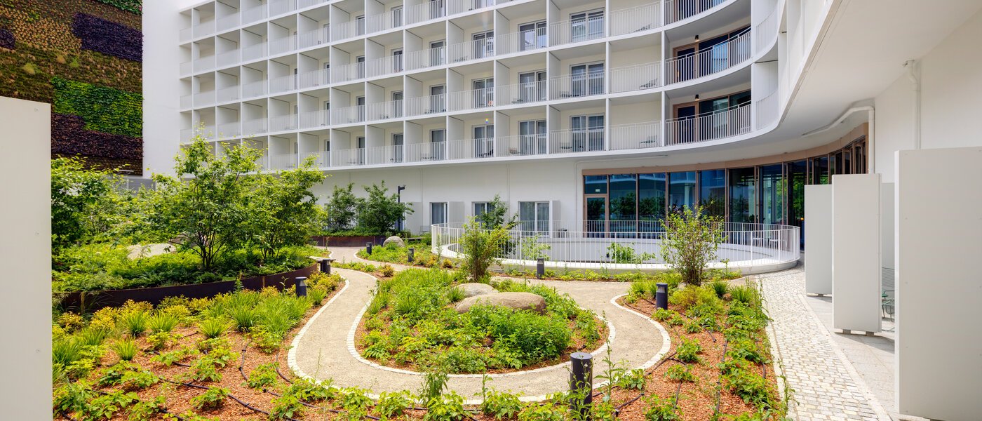 двухэтажная квартира München Neuperlach 01 вид из окна 13537