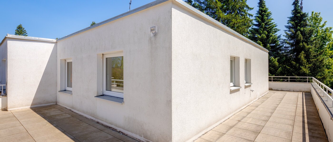 квартира-пентхаус Unterhaching 04 терраса с крышей 13549