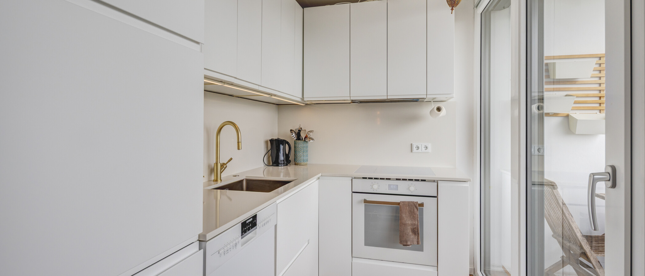 квартира München Obersendling 01 кухня 13550