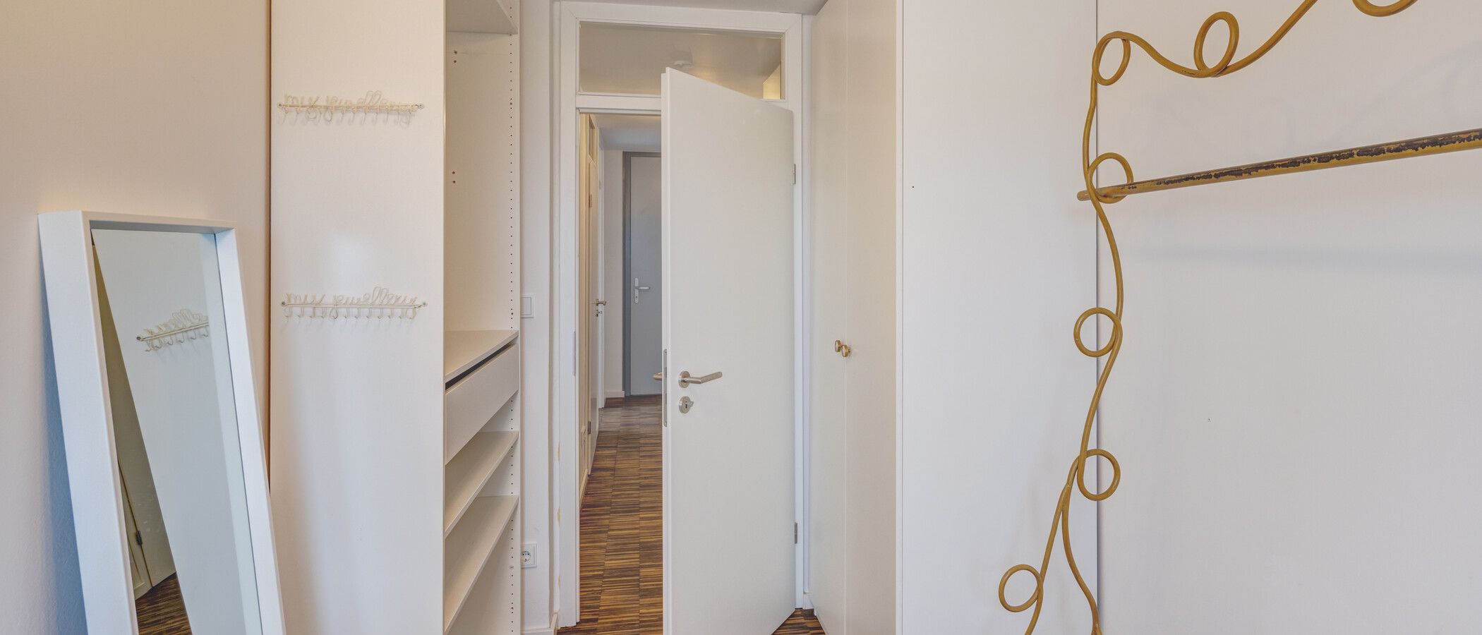 квартира München Obersendling 02 гардеробная 13550