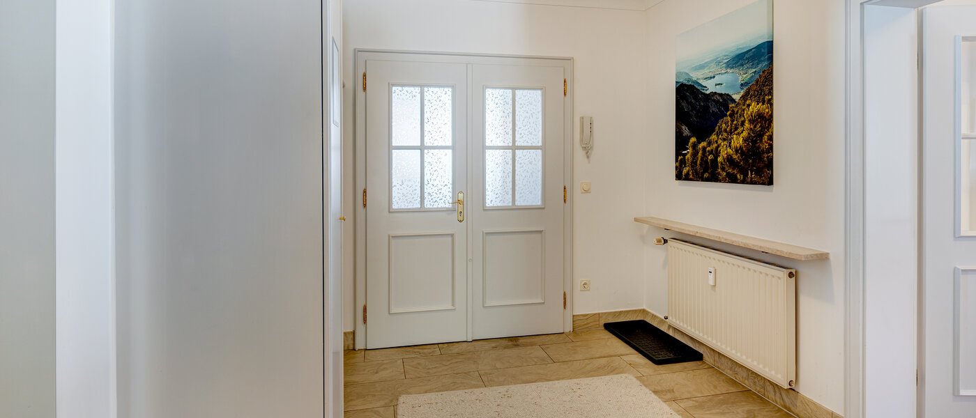 квартира с садом Schliersee 01 коридор 13576