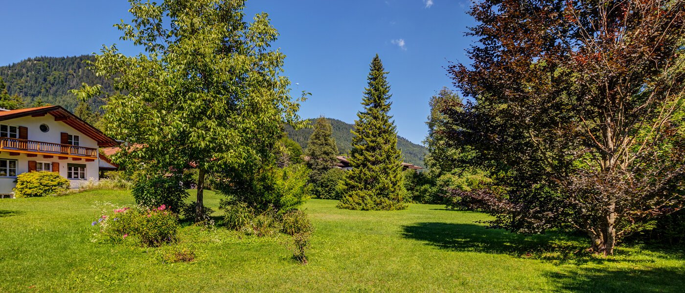 квартира с садом Schliersee 03 сад 13576