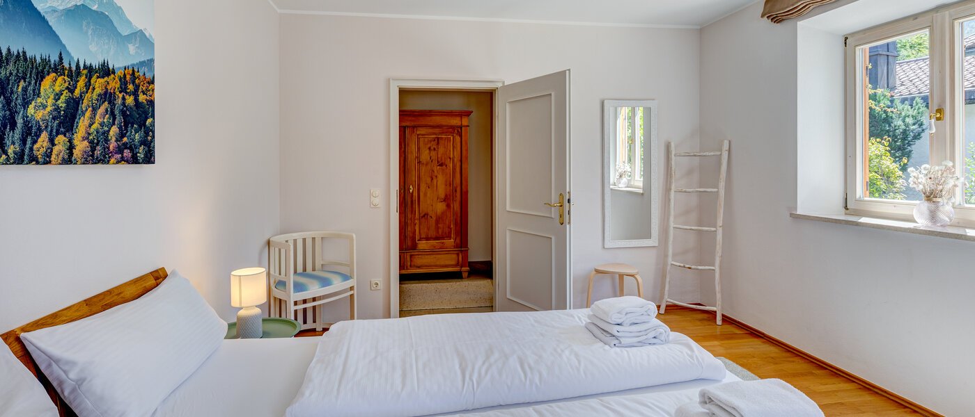 квартира с садом Schliersee 02 1-я спальная комната 13576