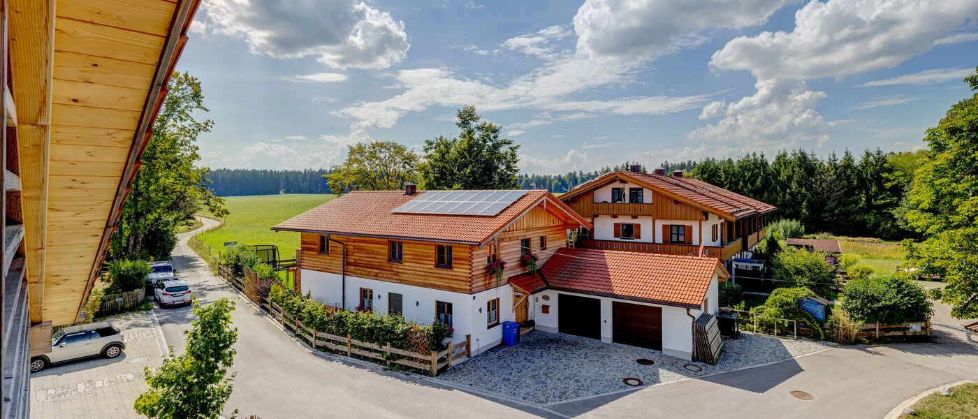 мансардная квартира Holzkirchen 01 вид из окна 13582