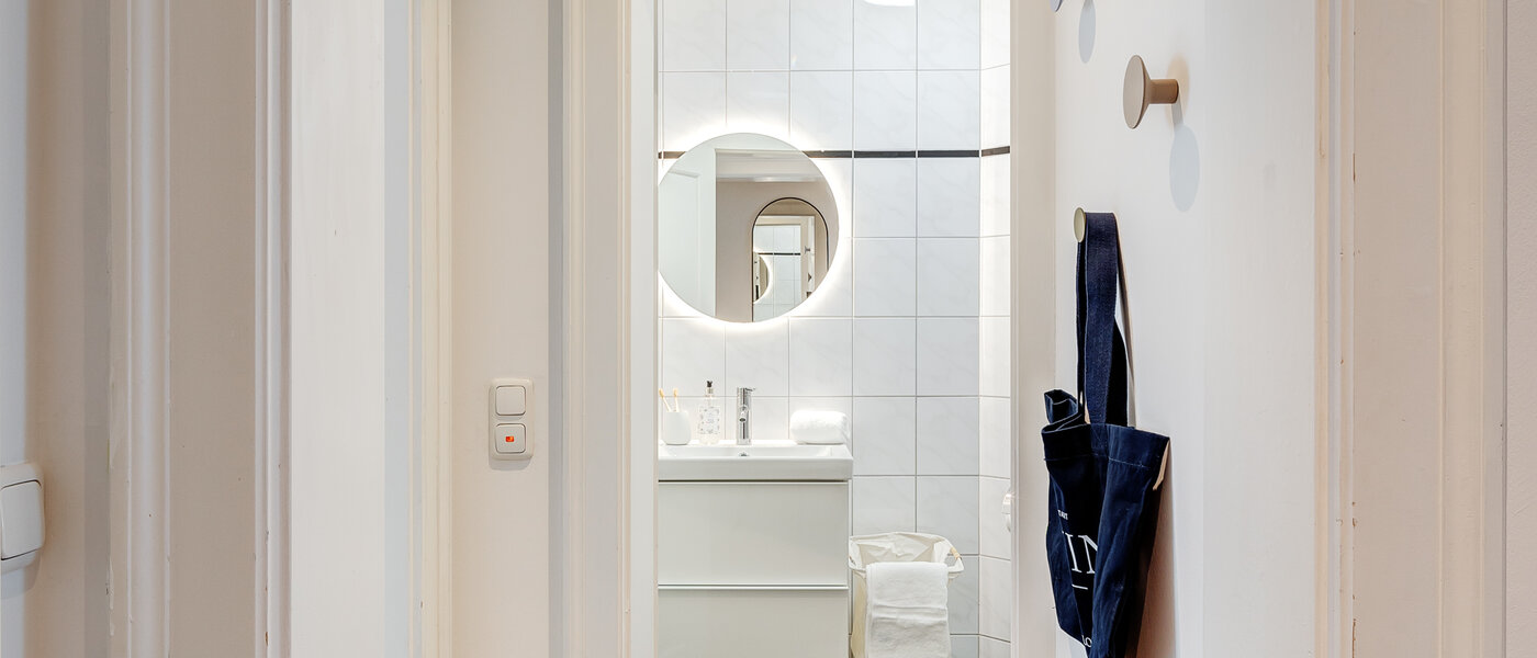 квартира München Lehel 01 коридор 13583