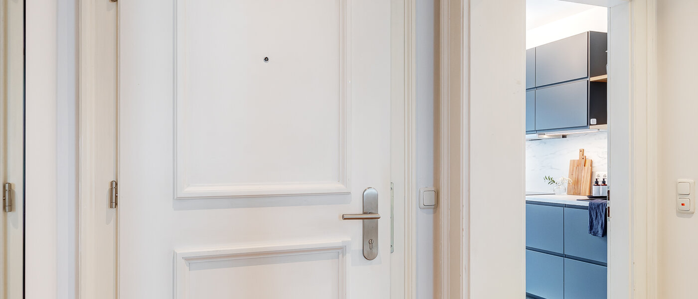 квартира München Lehel 04 коридор 13583