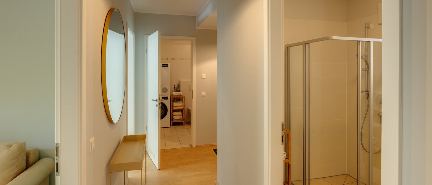 квартира München Obersendling 01 коридор 13617