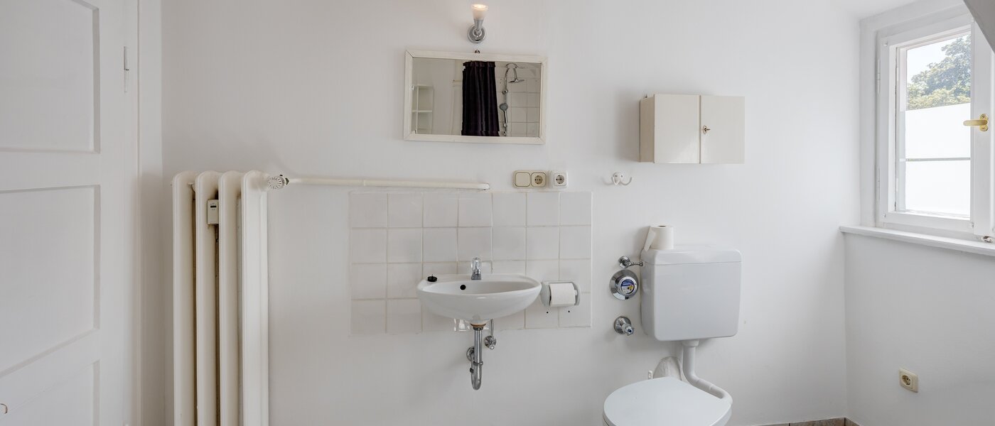 мансардная квартира München Nymphenburg 05 ванная комната 13654