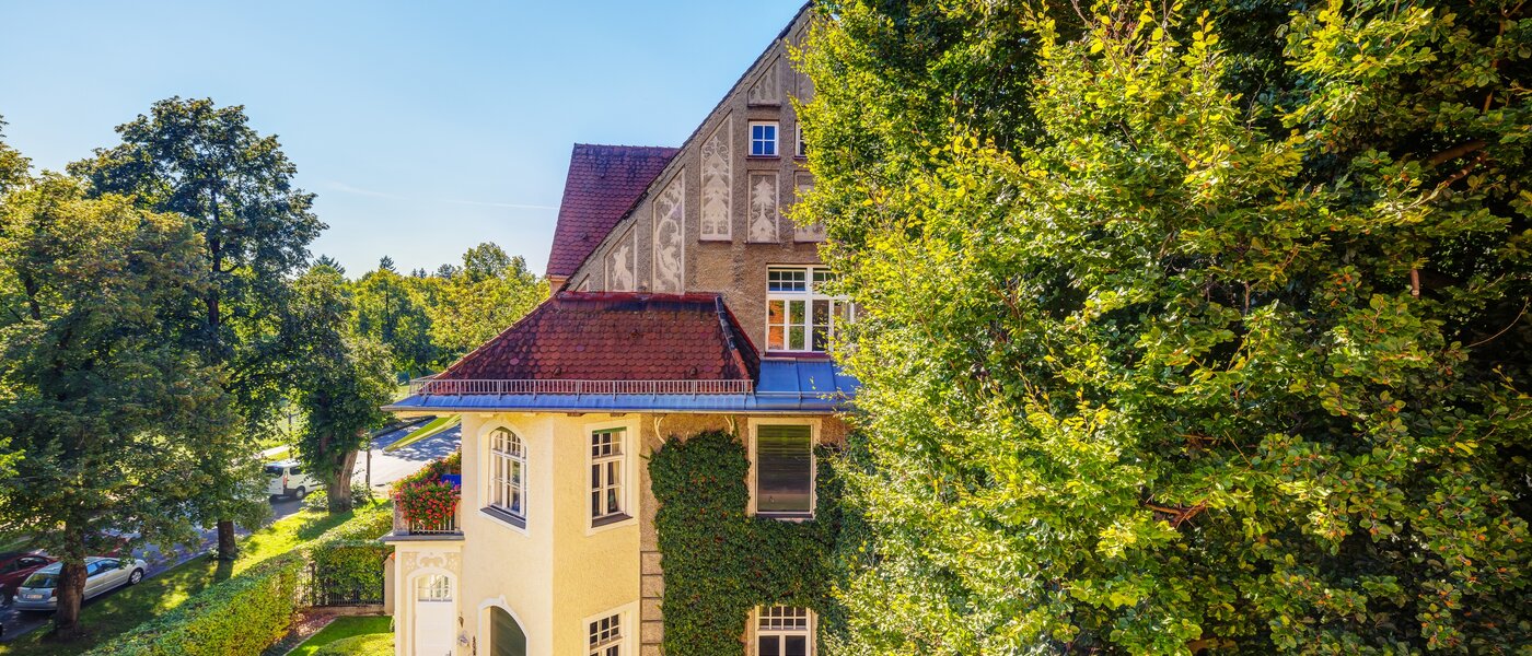 мансардная квартира München Nymphenburg 04 вид из окна 13654