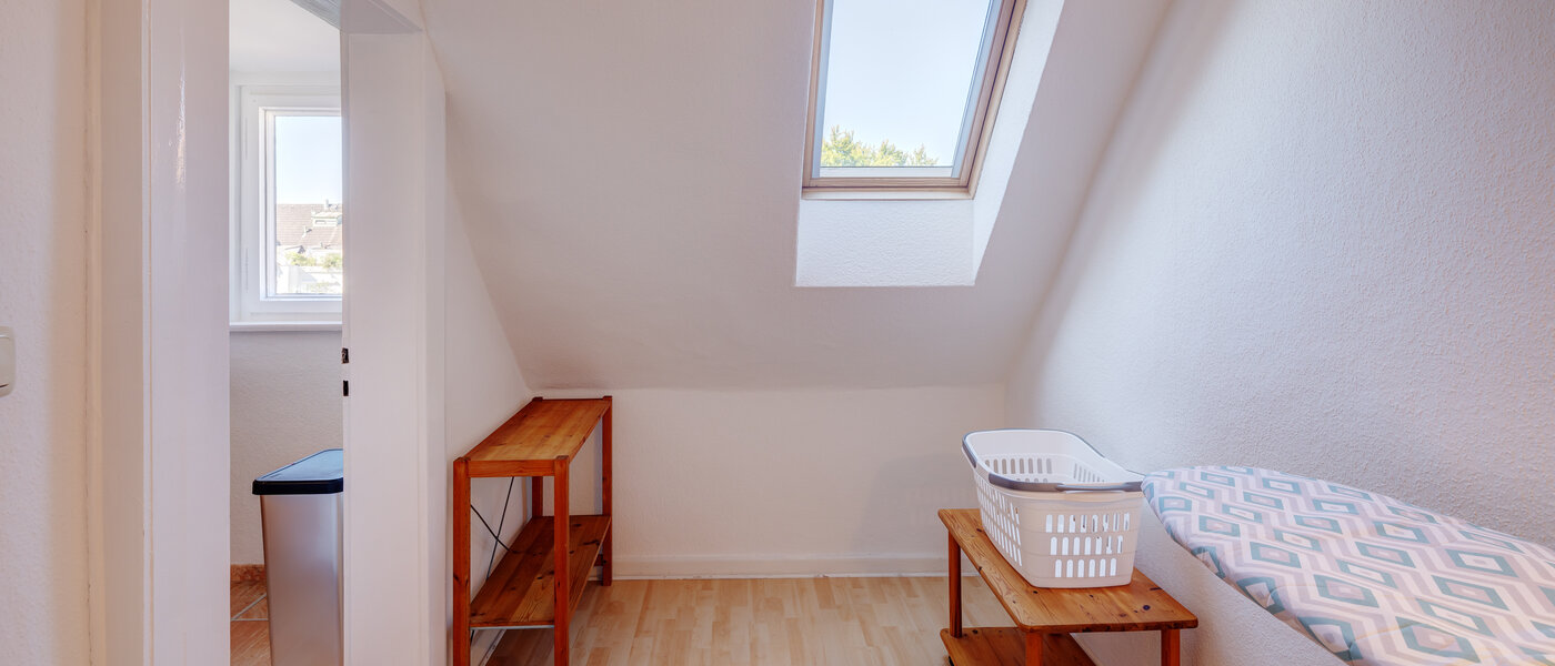 мансардная квартира München Nymphenburg 01 подсобное помещение 13654