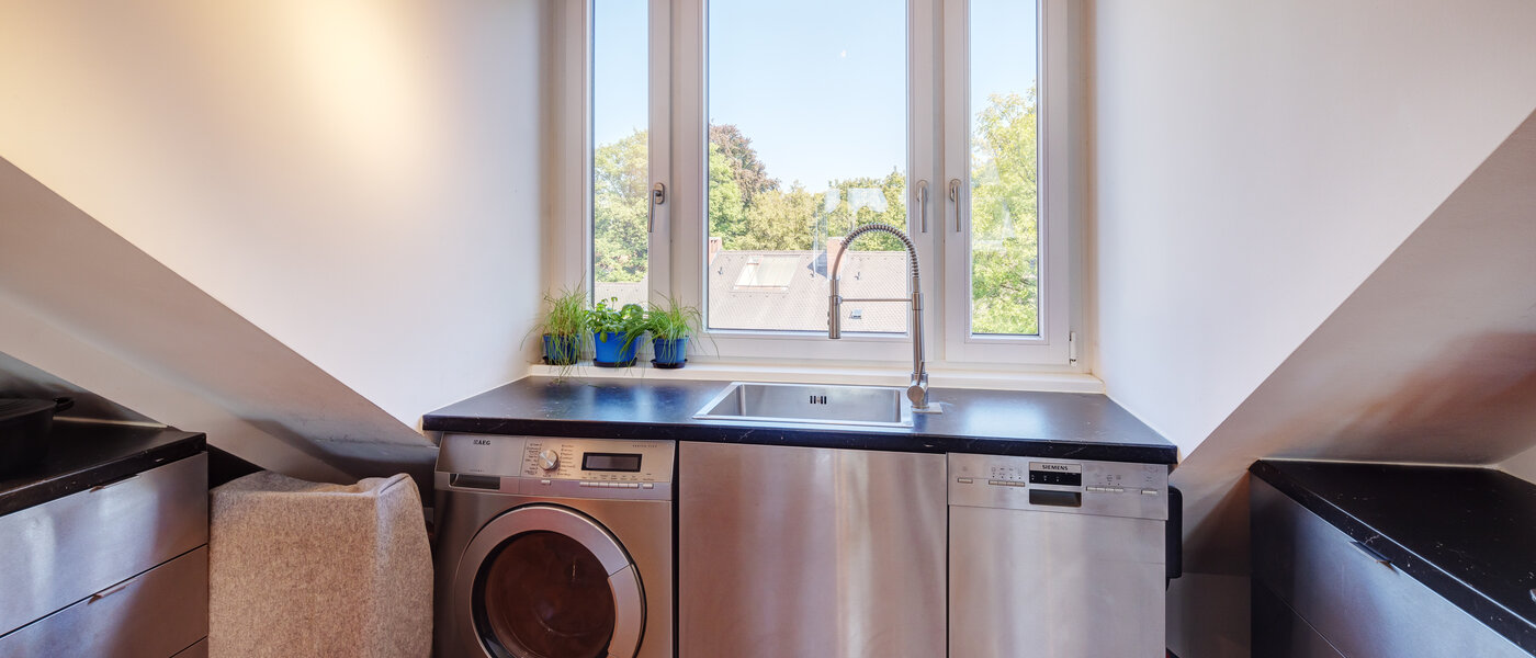 мансардная квартира München Ramersdorf 04 кухня 13657