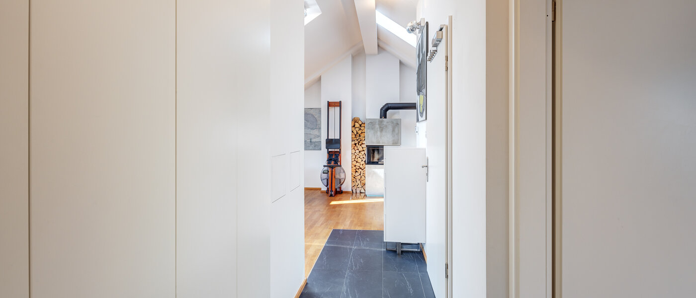 мансардная квартира München Ramersdorf 01 коридор 13657