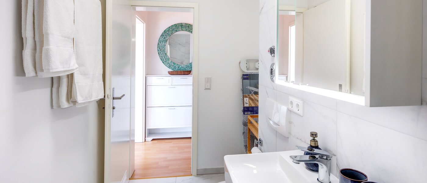 мансардная квартира München Neuperlach 03 ванная комната 13658