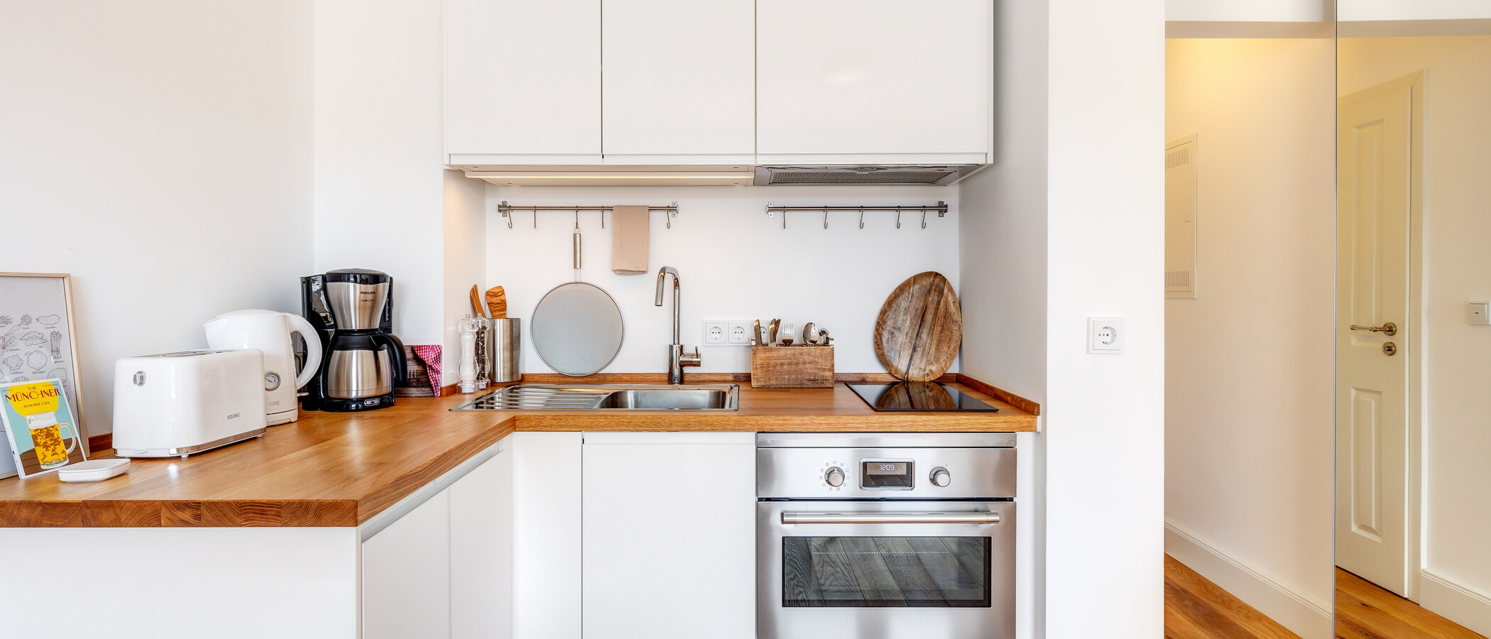 квартира München Maxvorstadt 01 кухня 13666