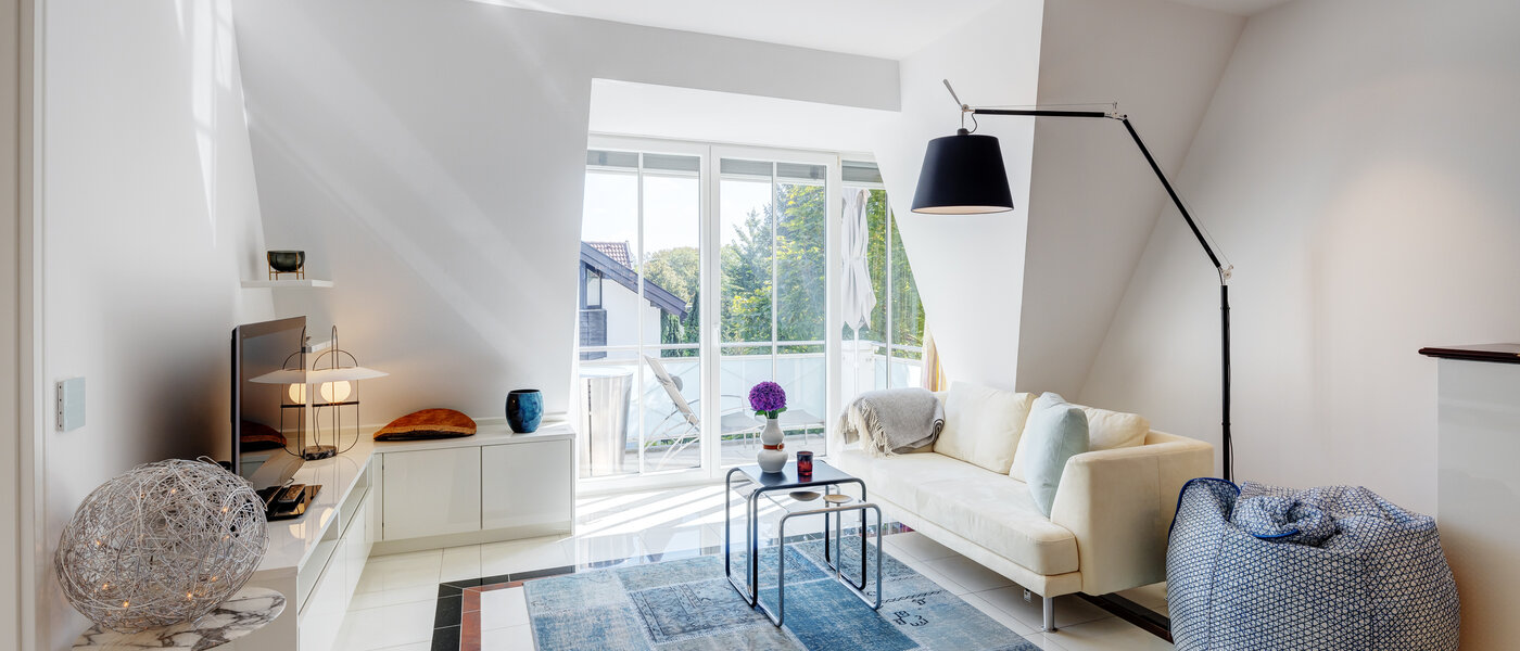 мансардная квартира München Solln 01 гостиная 13669