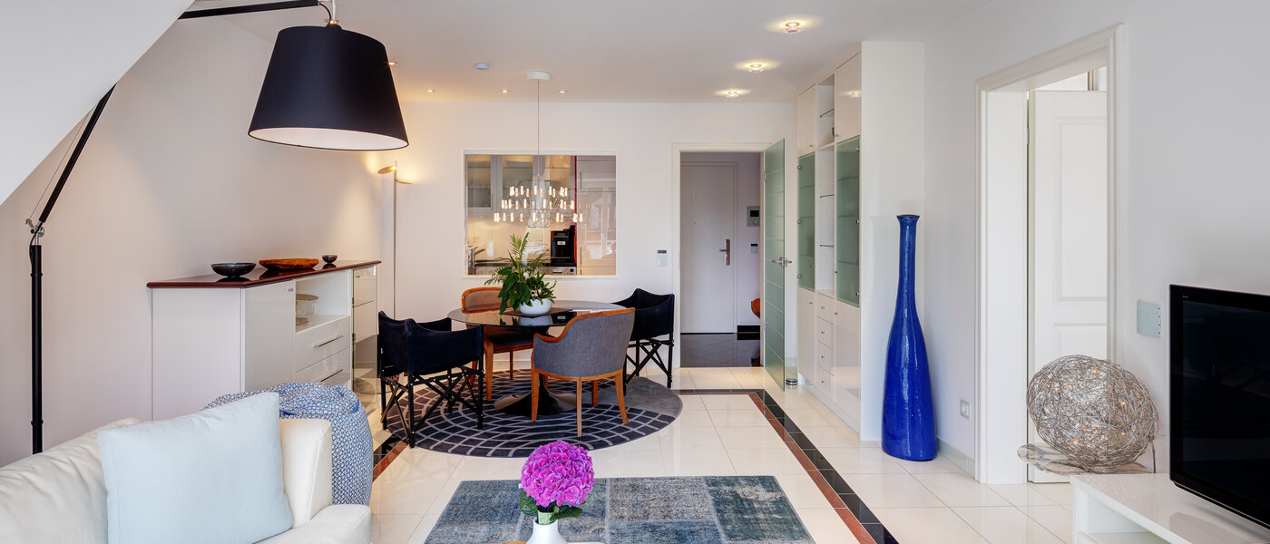 мансардная квартира München Solln 03 гостиная 13669