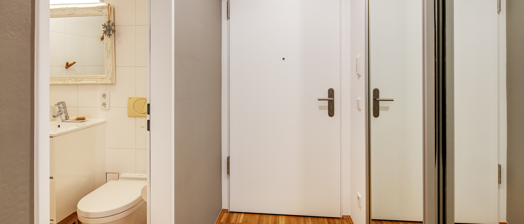квартира München Schwabing-West (rund um den Hohenzollernplatz) 02 коридор 13671