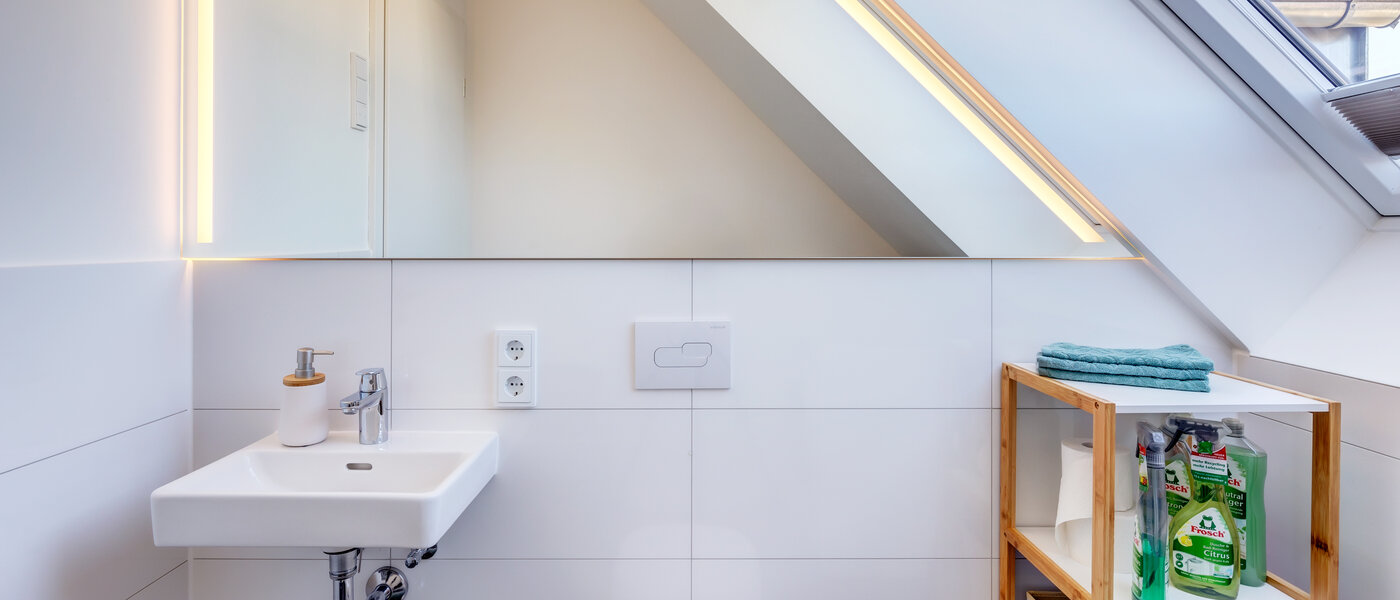 мансардная квартира Aschheim 02 гостевой туалет 13679