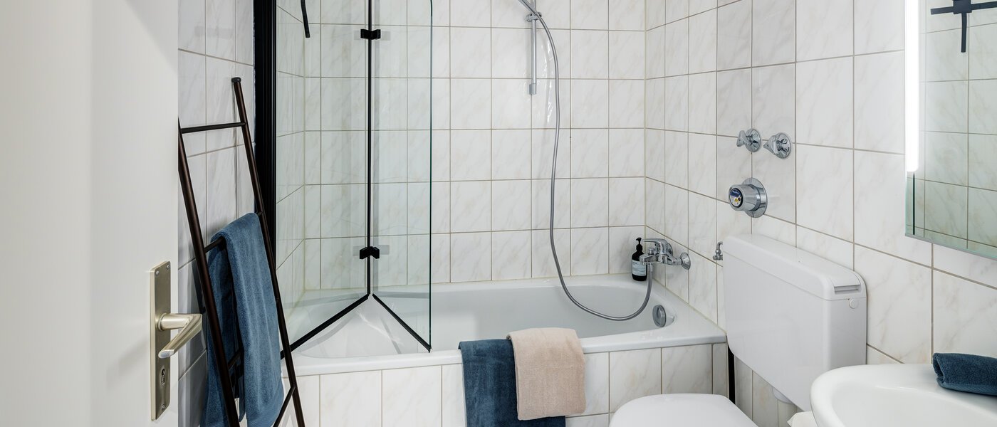 мансардная квартира München Pasing 01 ванная комната 13685