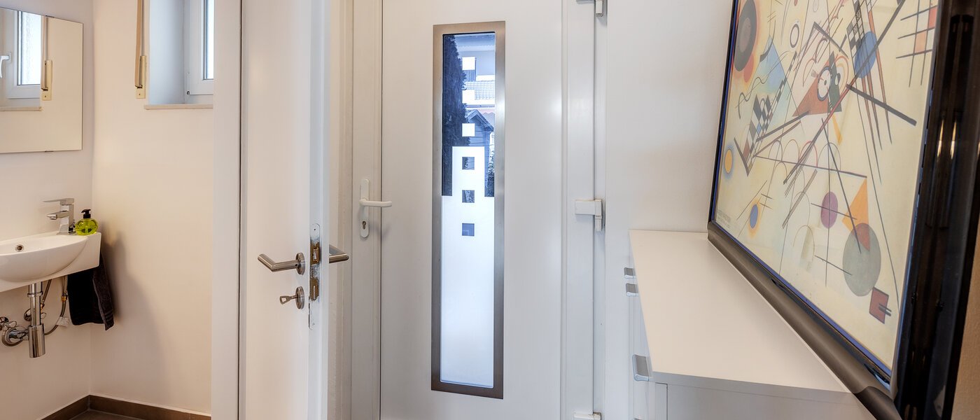 таунхаус Eichenau 02 коридор 13696