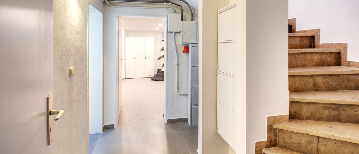 таунхаус Eichenau 04 коридор 13696