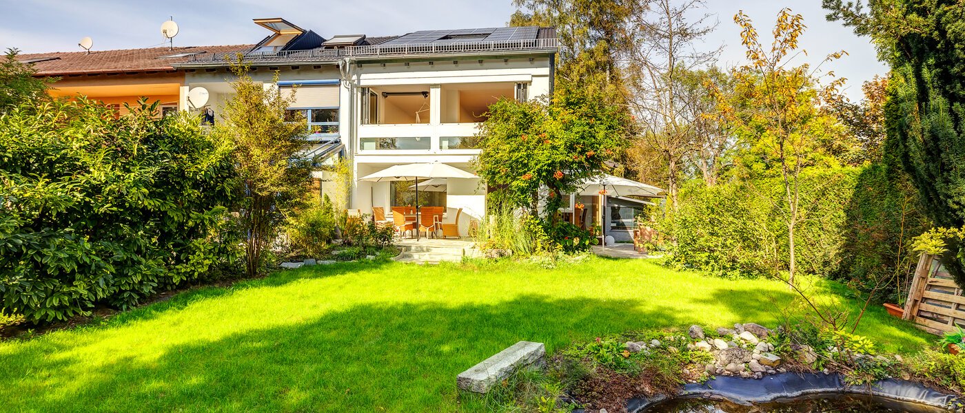 таунхаус Eichenau 03 сад 13696