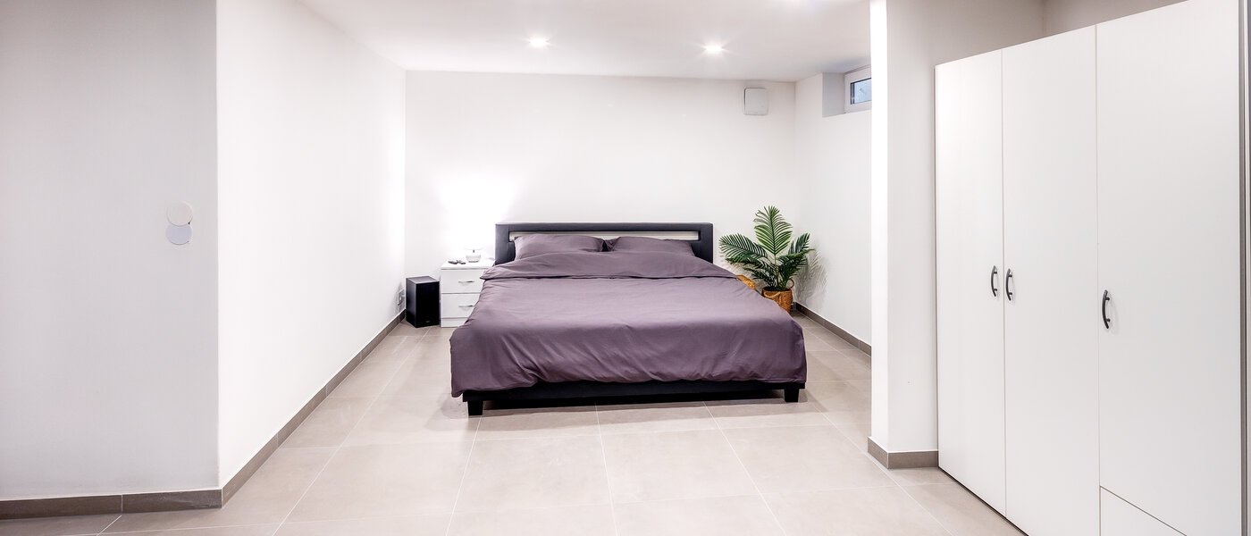 таунхаус Eichenau 01 гостевая комната 13696