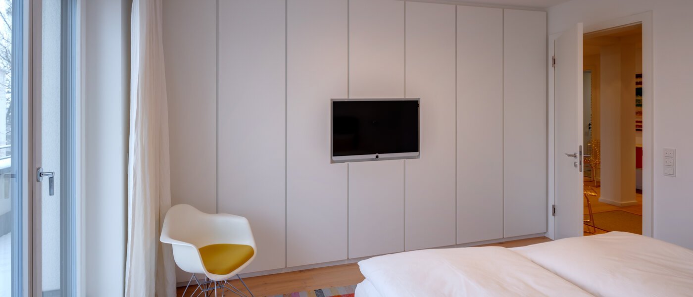 двухэтажная квартира München Altbogenhausen 02 спальная комната 13706