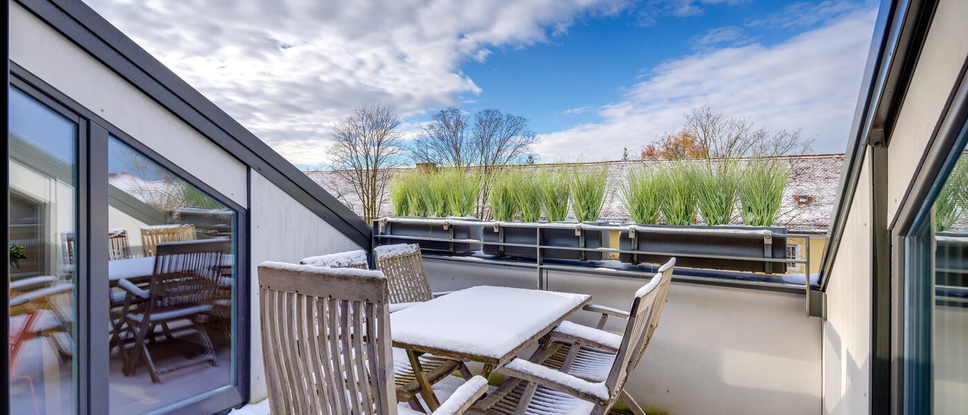 двухэтажная квартира München Altbogenhausen 02 терраса с крышей 13706