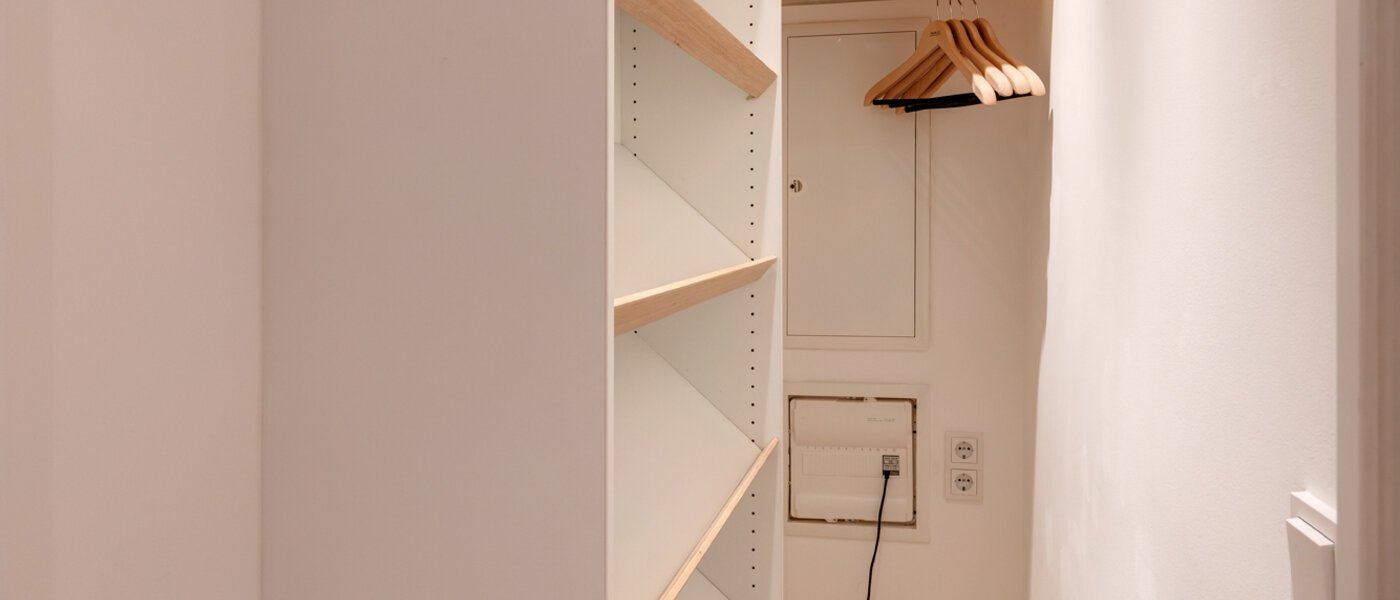 двухэтажная квартира München Altbogenhausen 01 Гардеробная 13706