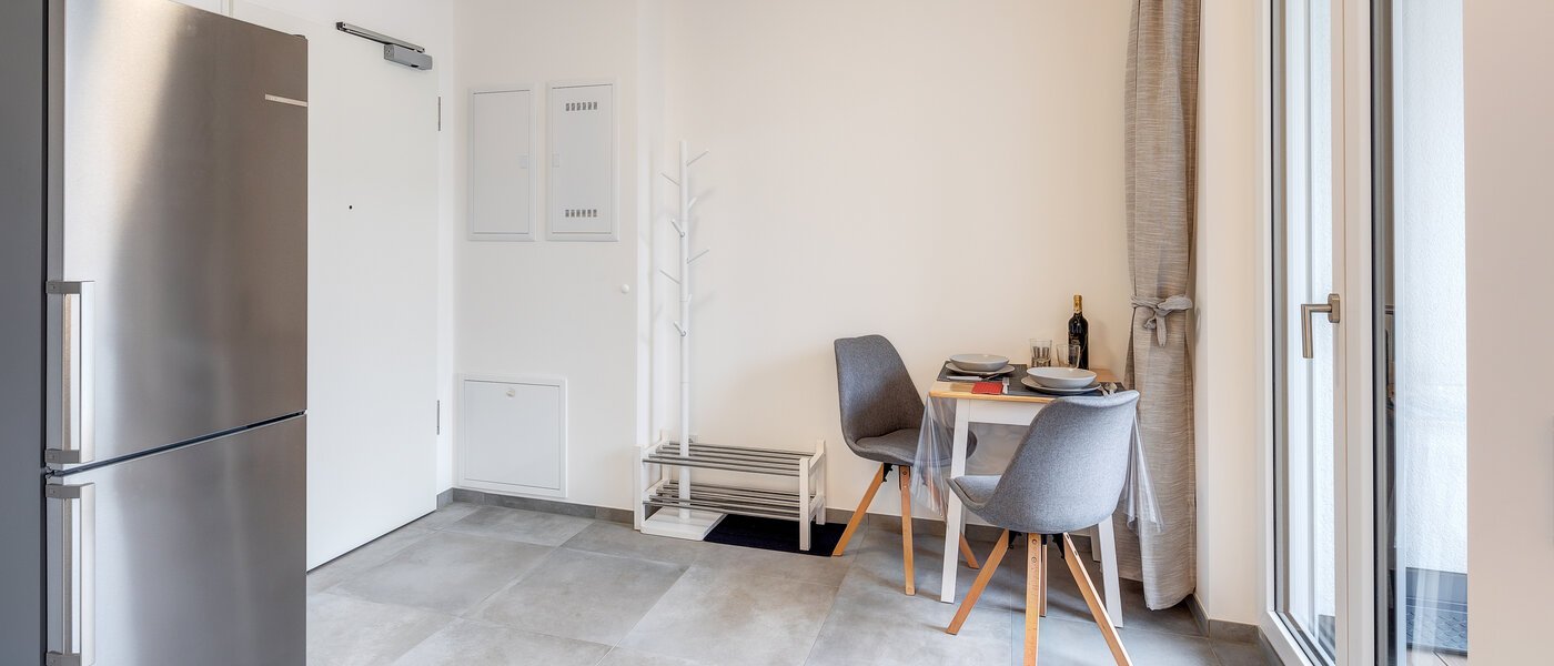 квартира München Lochhausen 05 кухня 13715