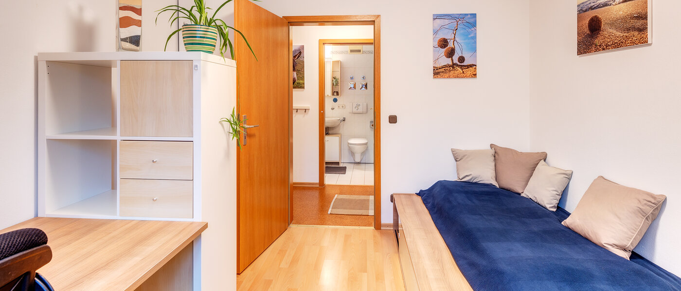 двухэтажная квартира-галерея Karlsfeld 04 3-я спальная комната 13717