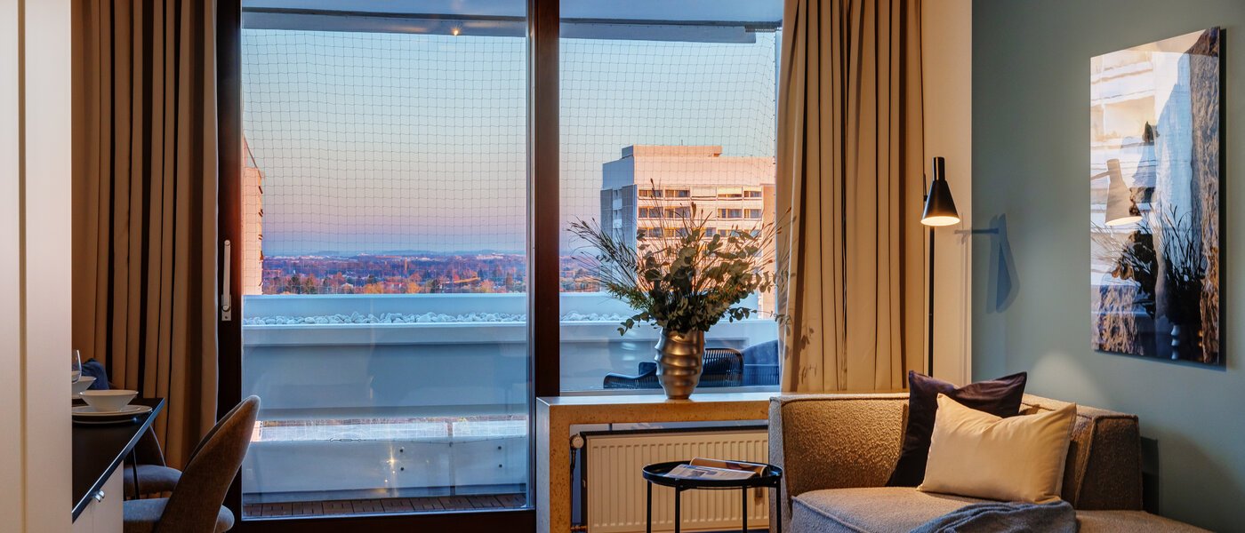 квартира München Arabellapark 03 вид из окна 13725