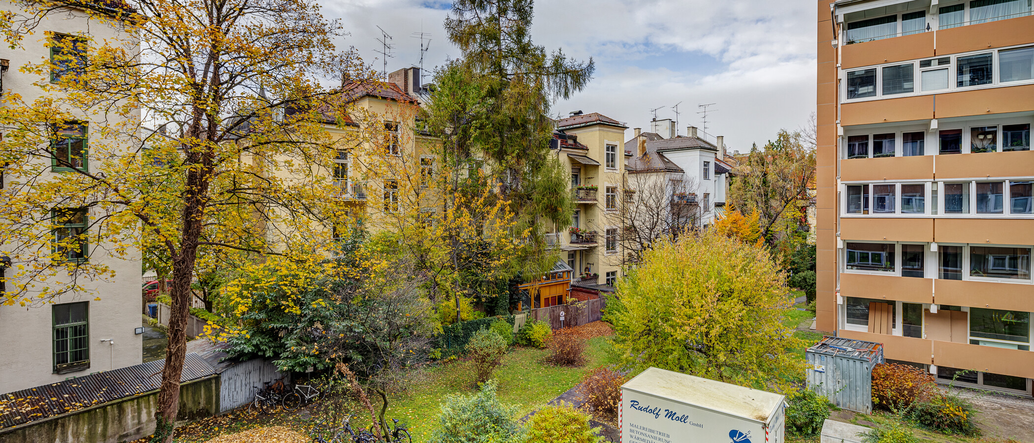 квартира München Neuhausen 01 вид из окна 13727