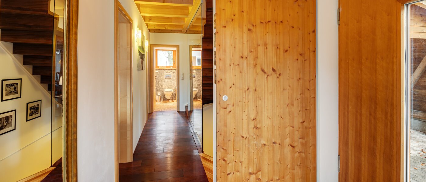 Особняк Oberhaching 01 коридор 13766