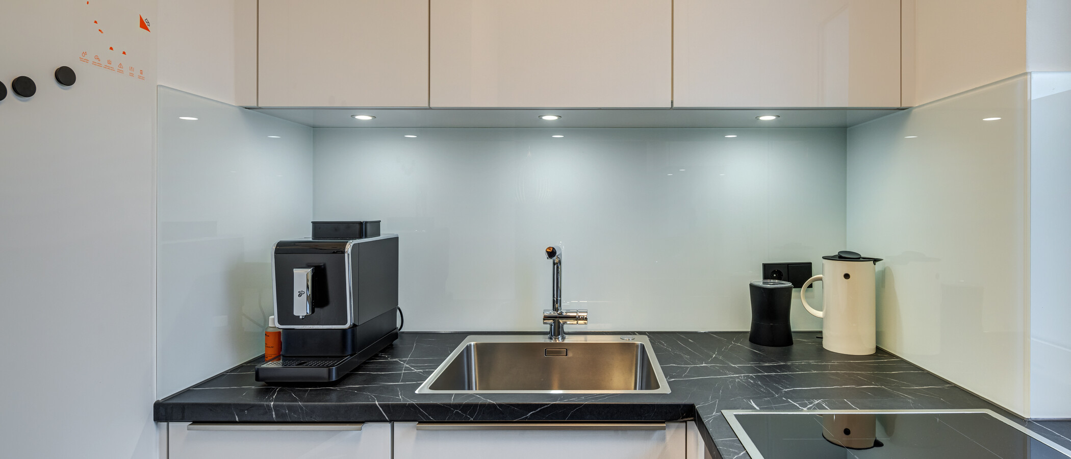 квартира München Schwabing-Nord (zw. Belgrad- & Leopoldstraße) 02 кухня 13778