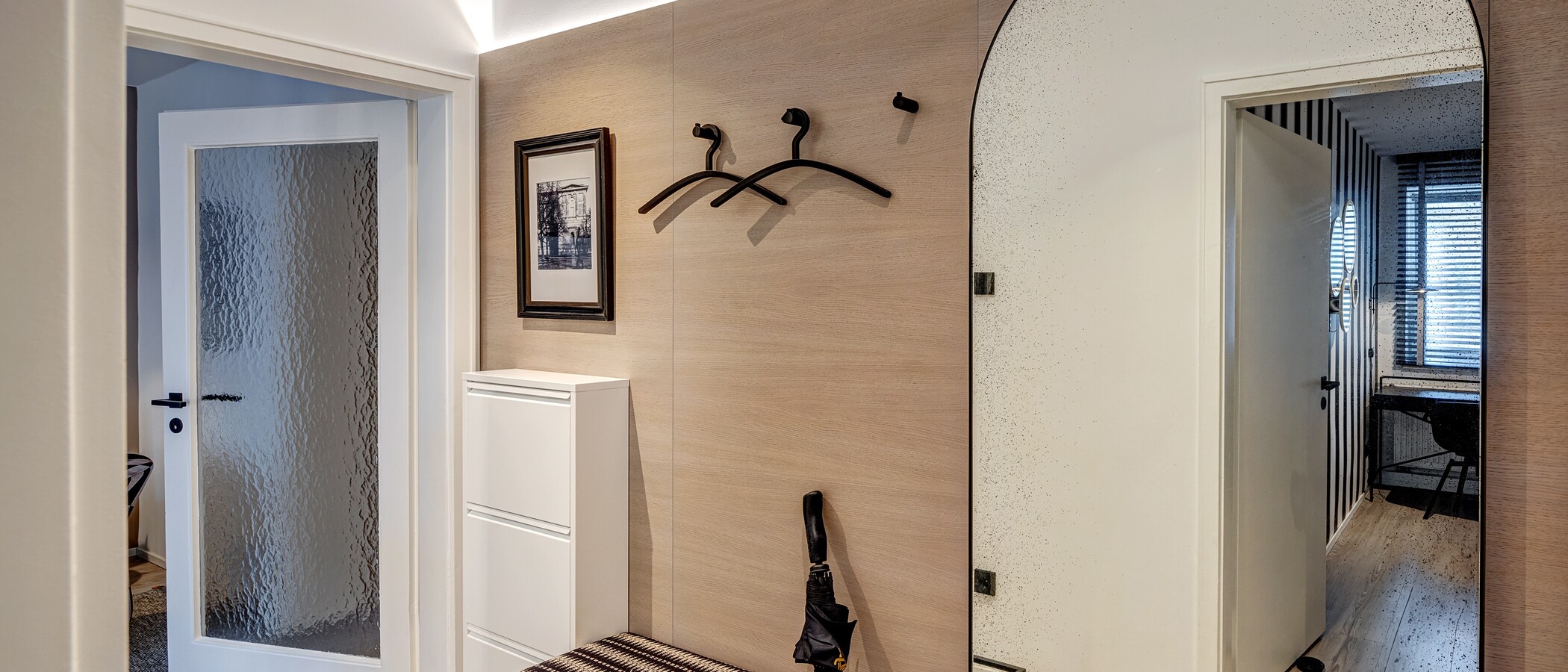 квартира München Schwabing-Nord (zw. Belgrad- & Leopoldstraße) 02 коридор 13778